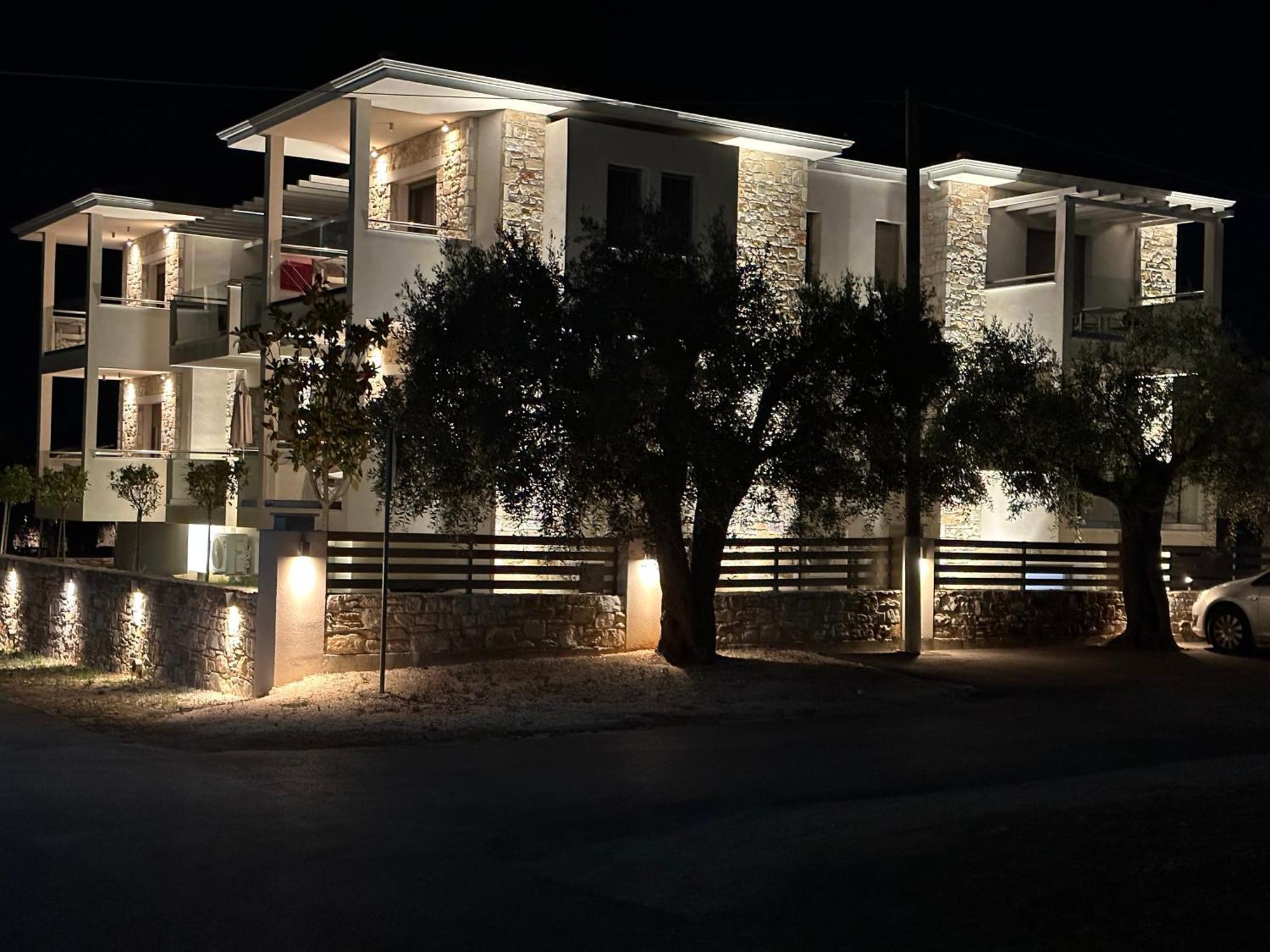 Luminous Luxury Apartments Limenas  Esterno foto